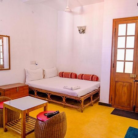 French Rivera Guest House Pondicherry Ngoại thất bức ảnh