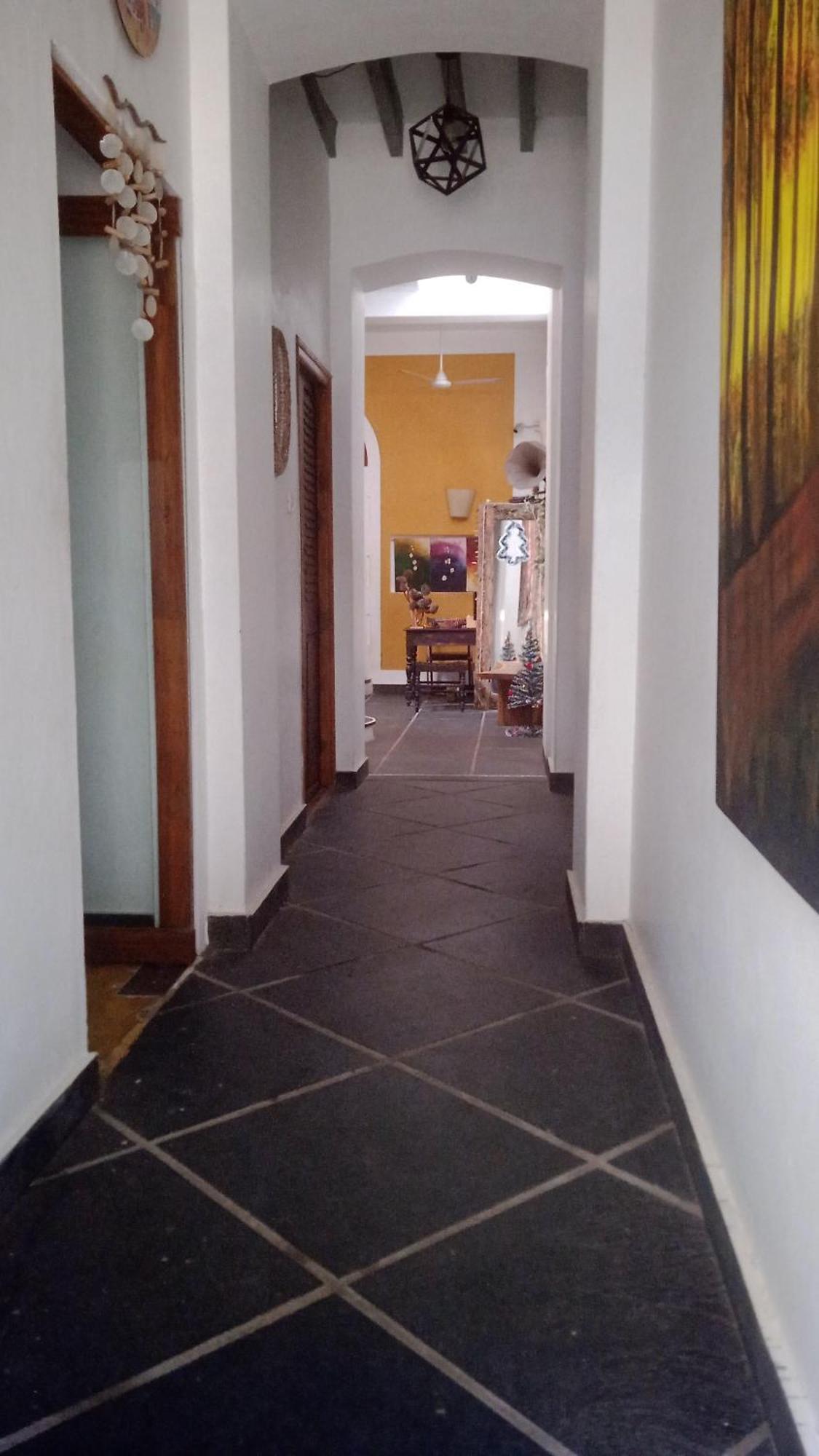 French Rivera Guest House Pondicherry Phòng bức ảnh